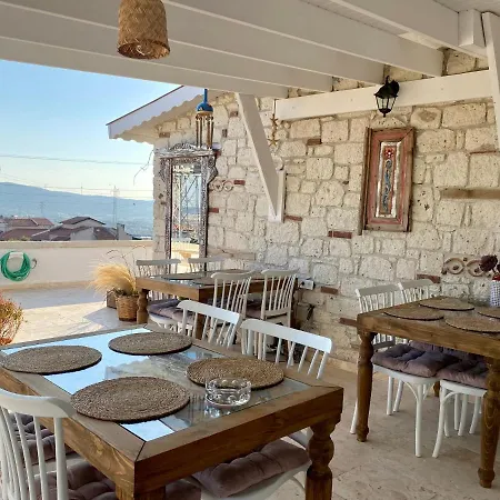 Serez Alacati By La Mira * Ildiri